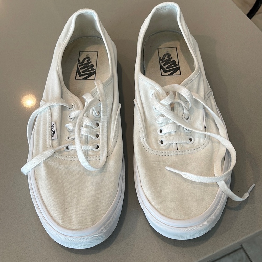 Classic white vans size 10